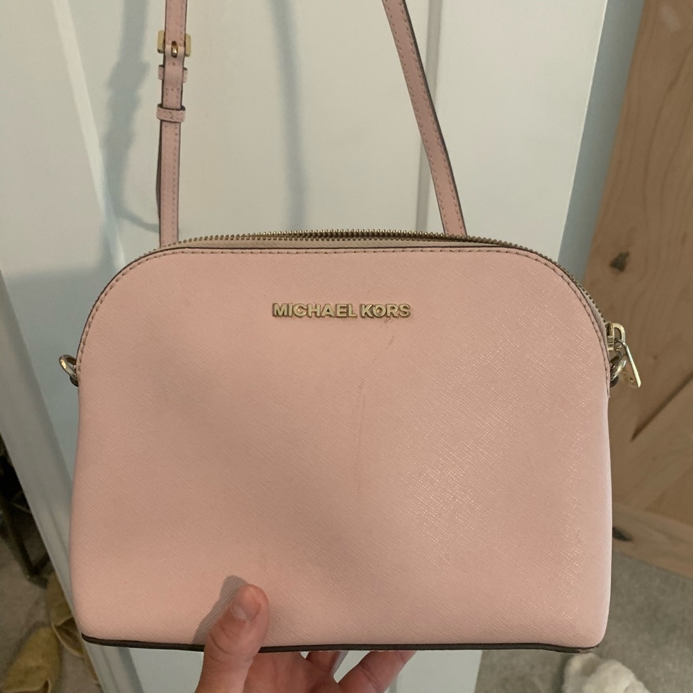 Michael Kors cross body!